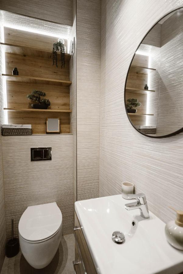 Sibiu Ezonia Central Apartment Exterior photo