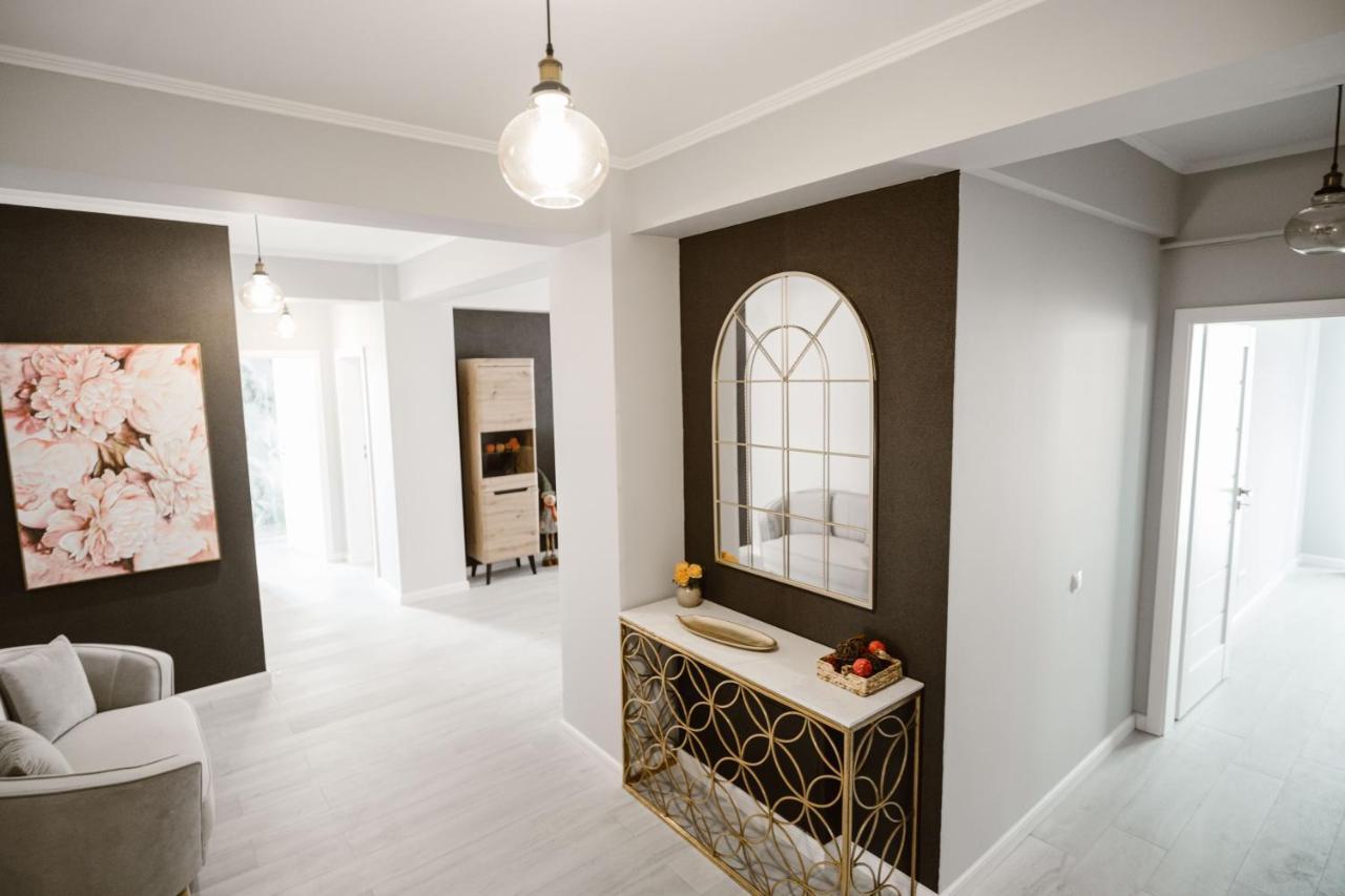 Sibiu Ezonia Central Apartment Exterior photo
