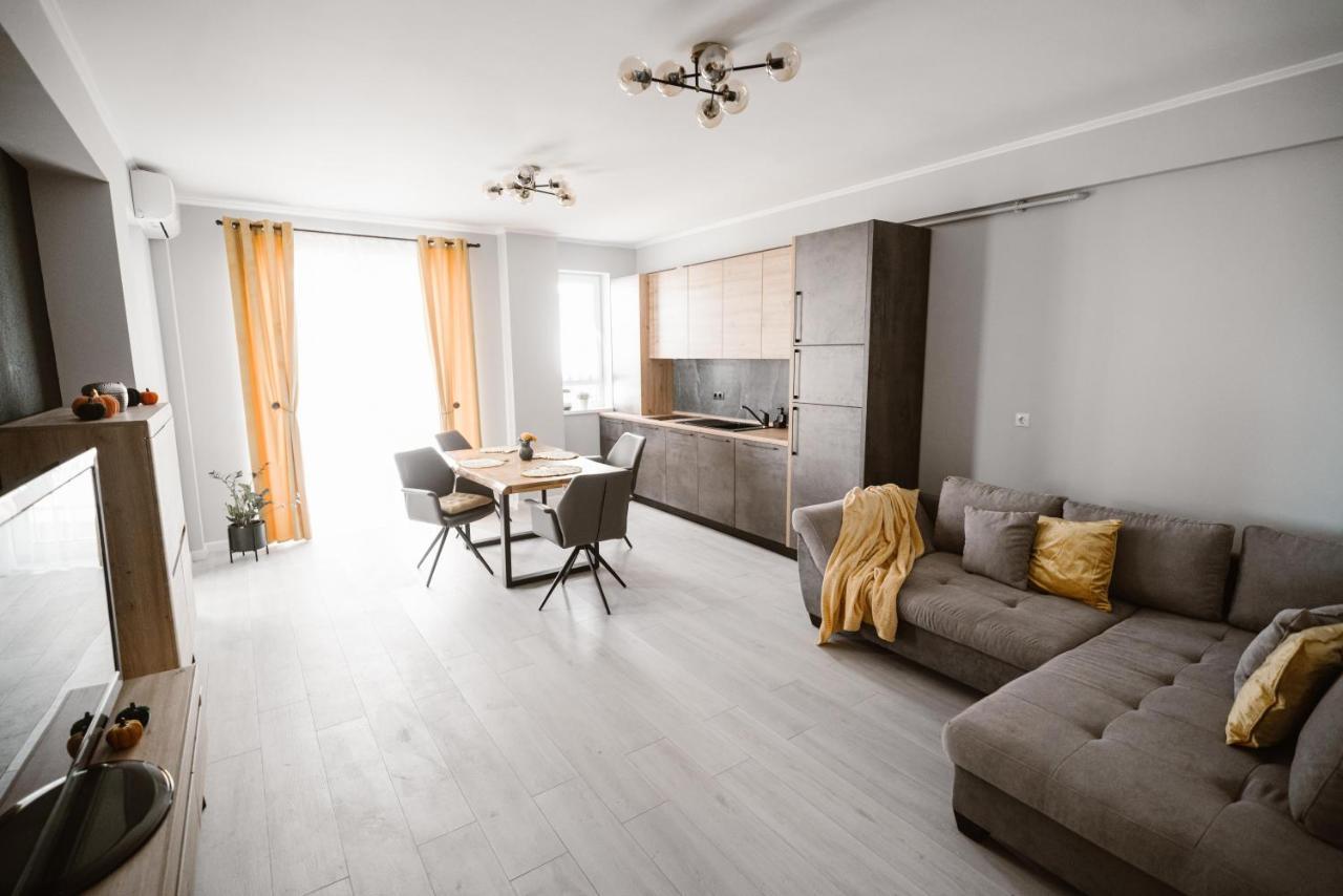 Sibiu Ezonia Central Apartment Exterior photo